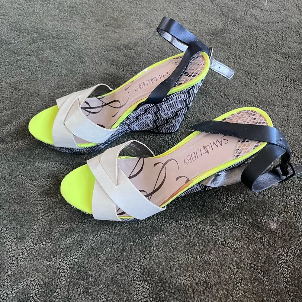 Sam & Libby wedges - Picture 2 of 3